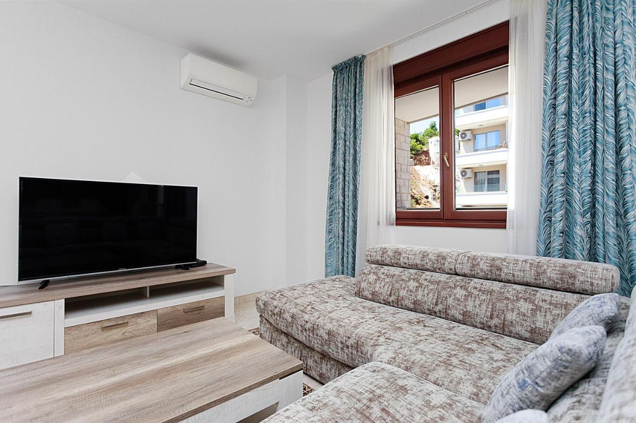 Three Bedroom Spacious Apartment Anatolia Budva Exterior foto